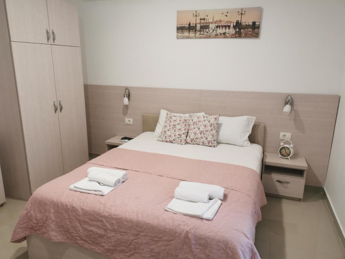 Apartments Familia Будва Екстериор снимка
