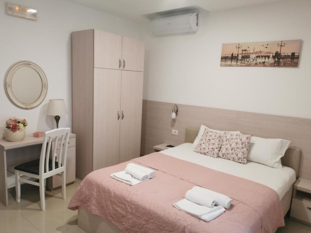 Apartments Familia Будва Екстериор снимка