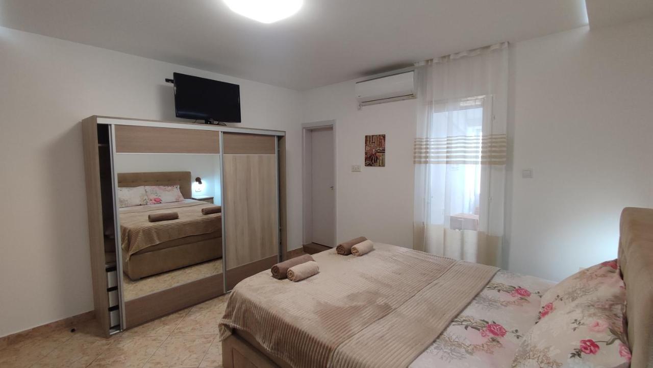 Apartments Familia Будва Екстериор снимка