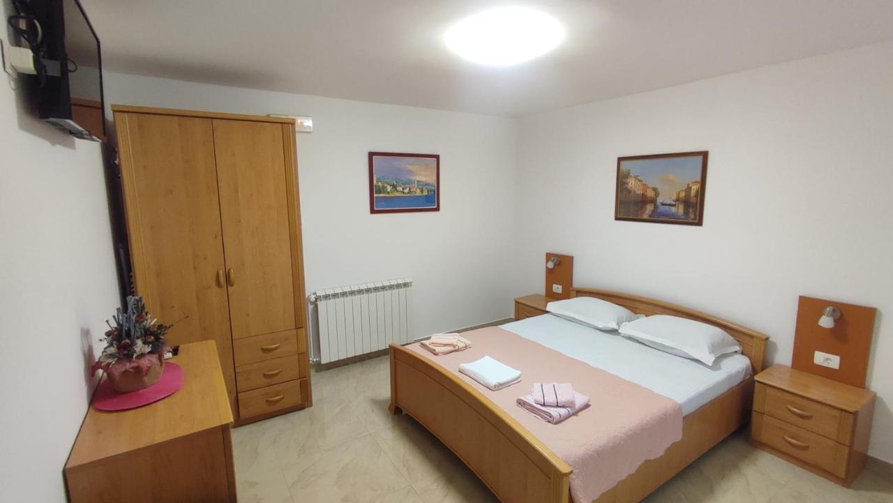 Apartments Familia Будва Екстериор снимка