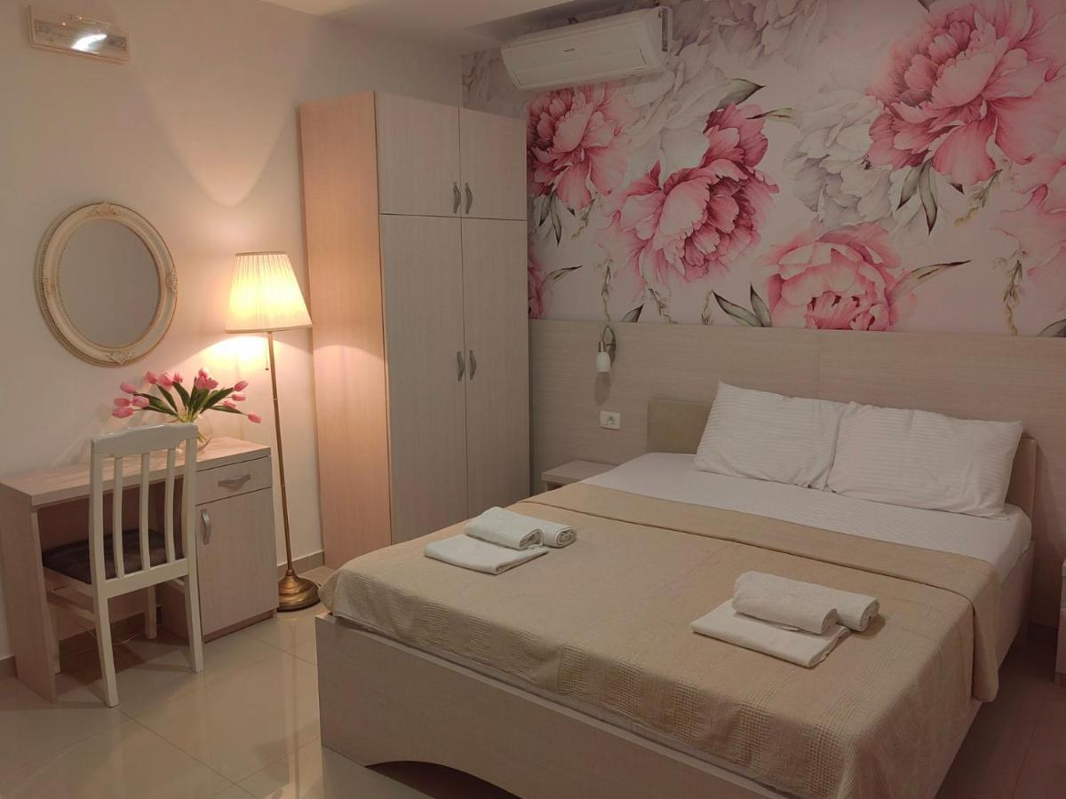 Apartments Familia Будва Екстериор снимка