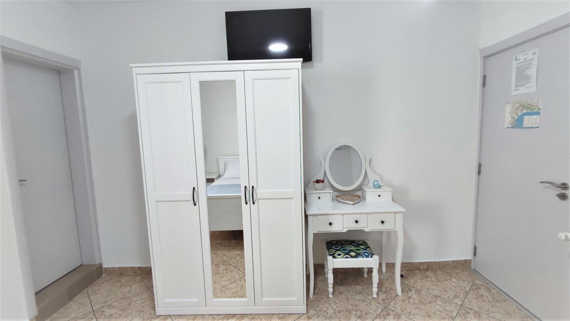Apartments Familia Будва Екстериор снимка