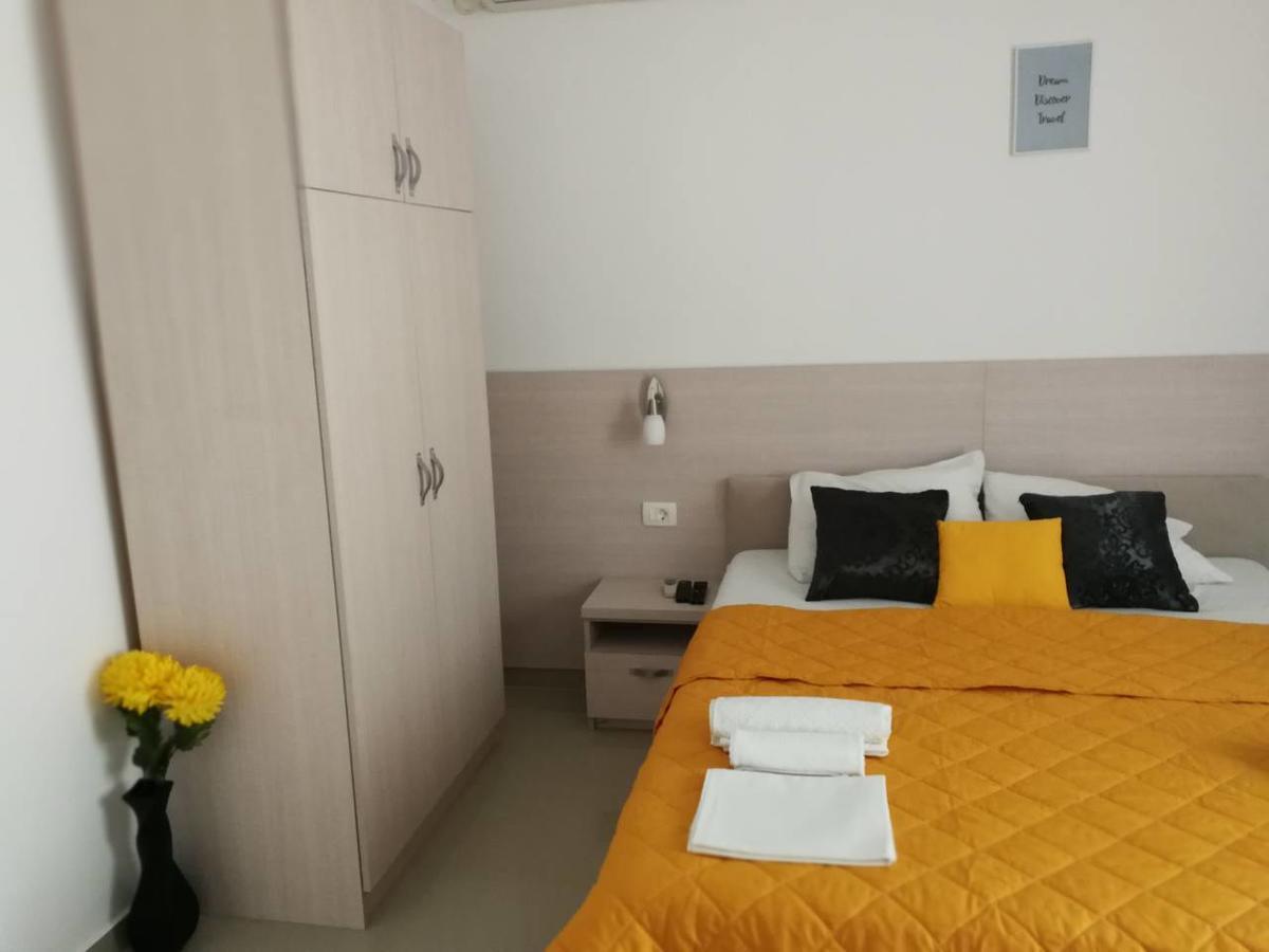 Apartments Familia Будва Екстериор снимка