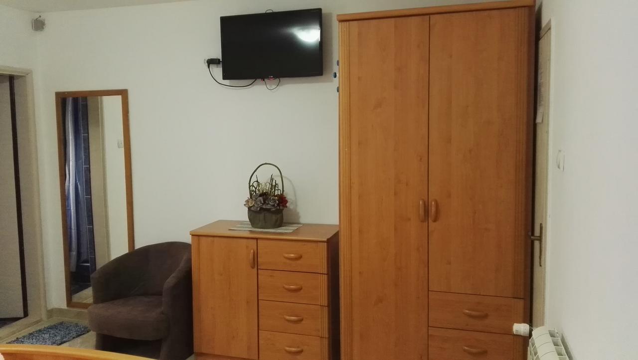 Apartments Familia Будва Екстериор снимка
