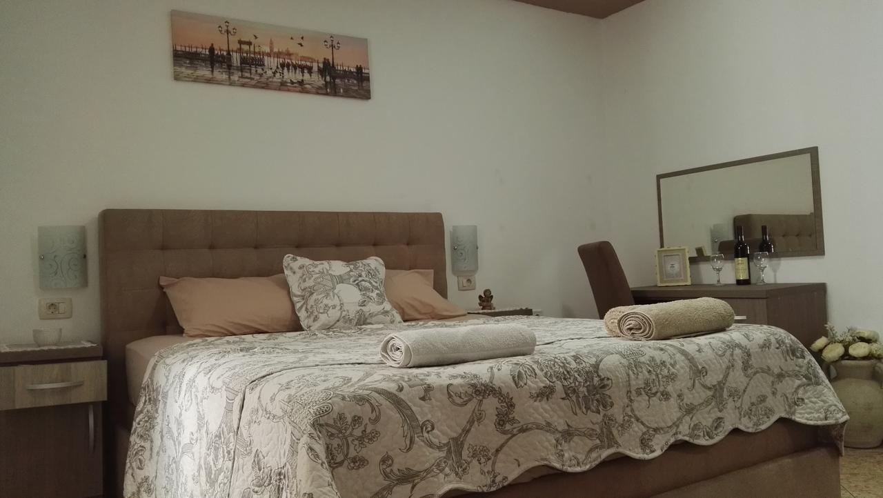 Apartments Familia Будва Екстериор снимка