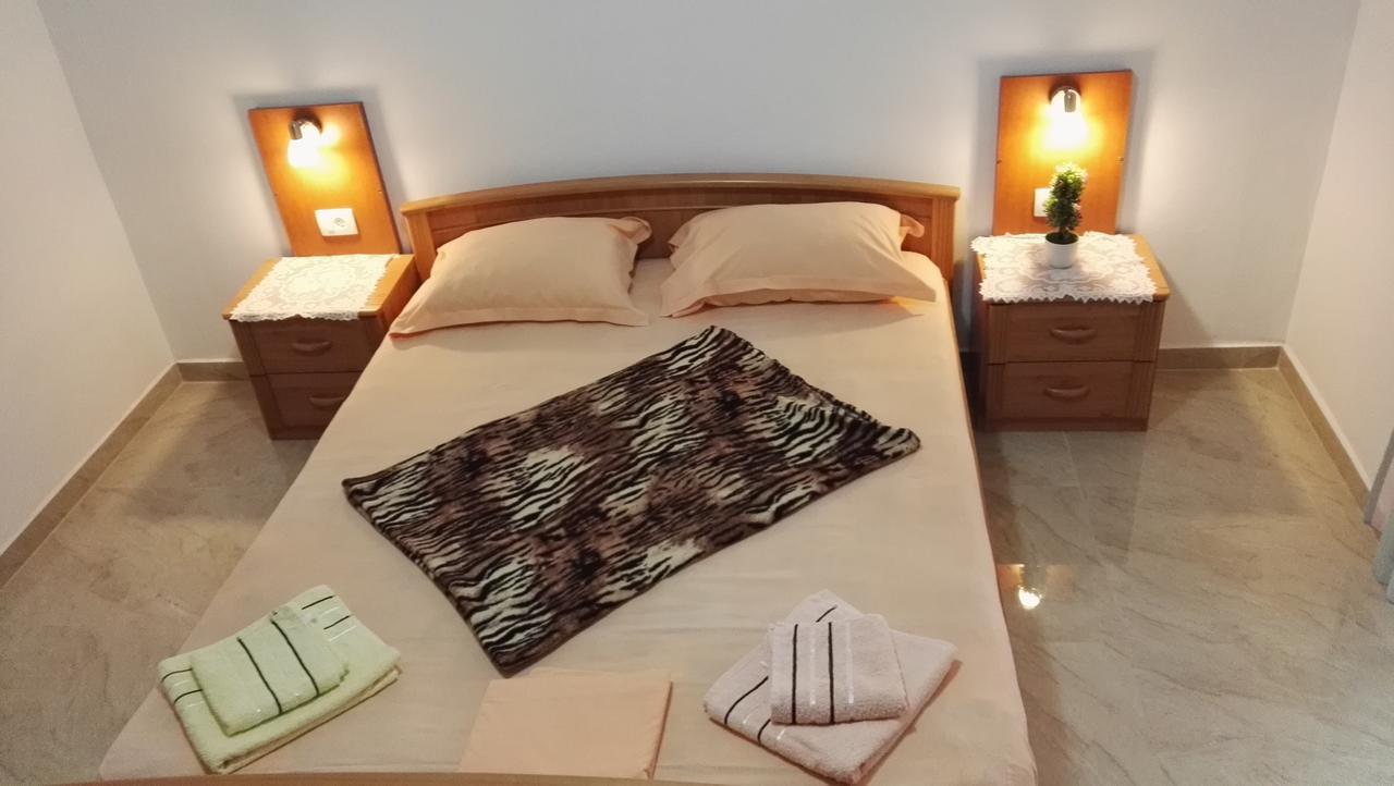 Apartments Familia Будва Екстериор снимка