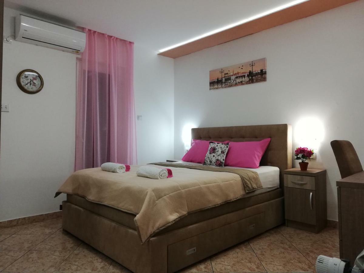 Apartments Familia Будва Екстериор снимка