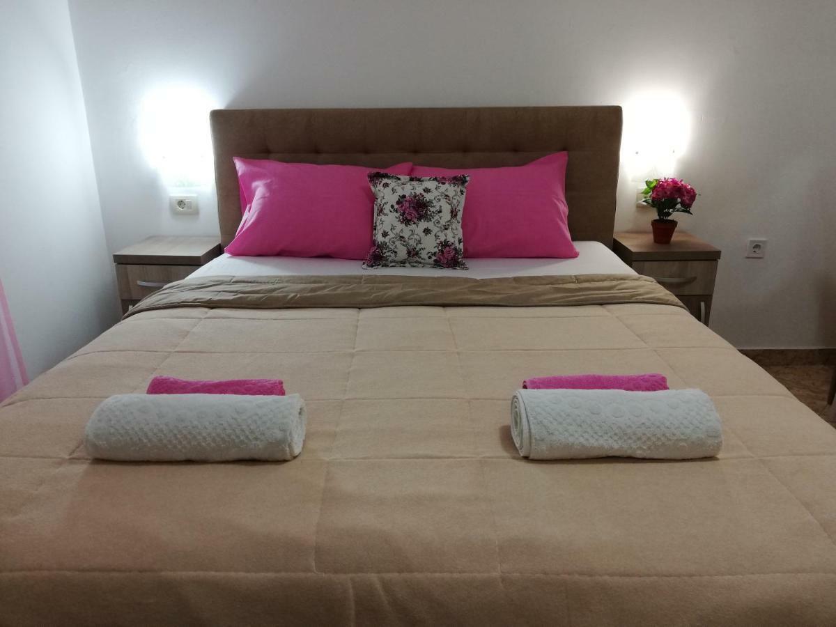 Apartments Familia Будва Екстериор снимка