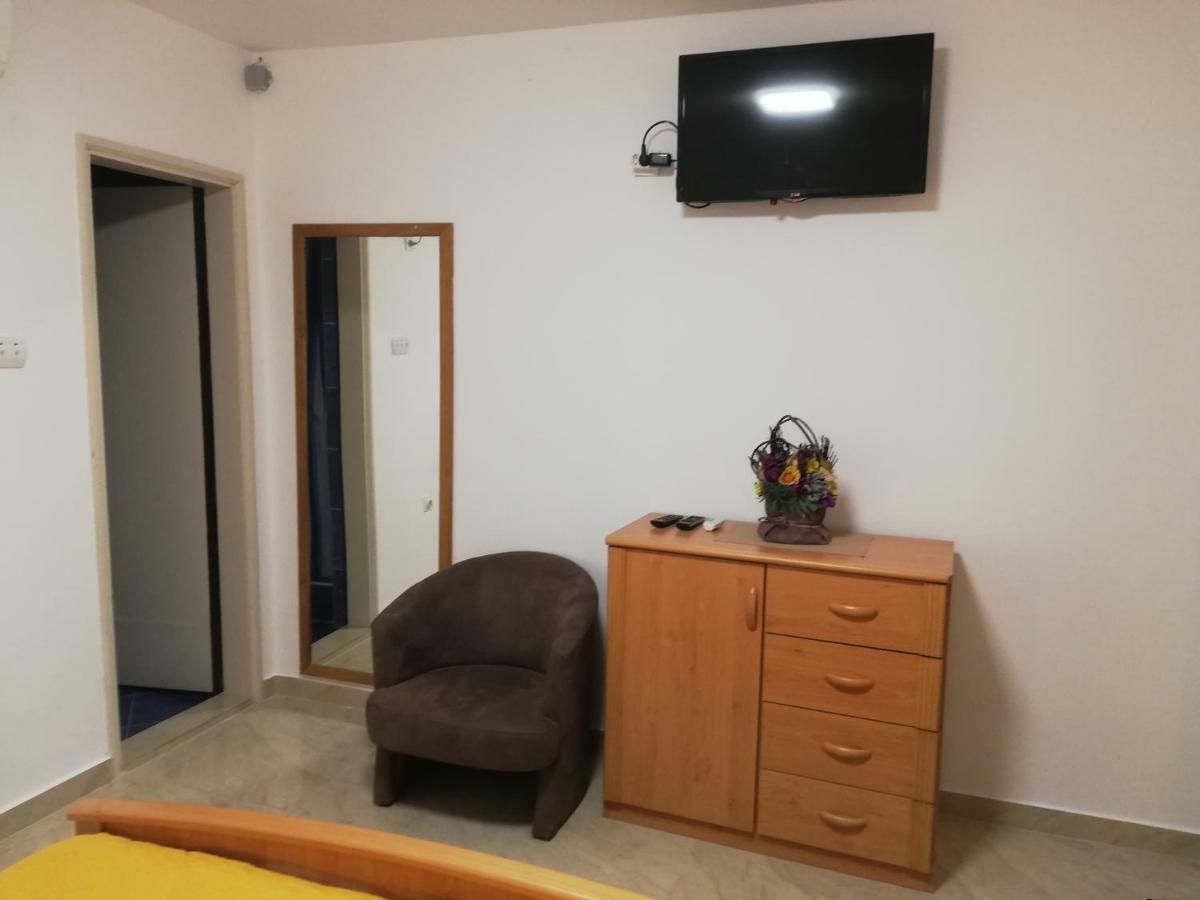 Apartments Familia Будва Екстериор снимка